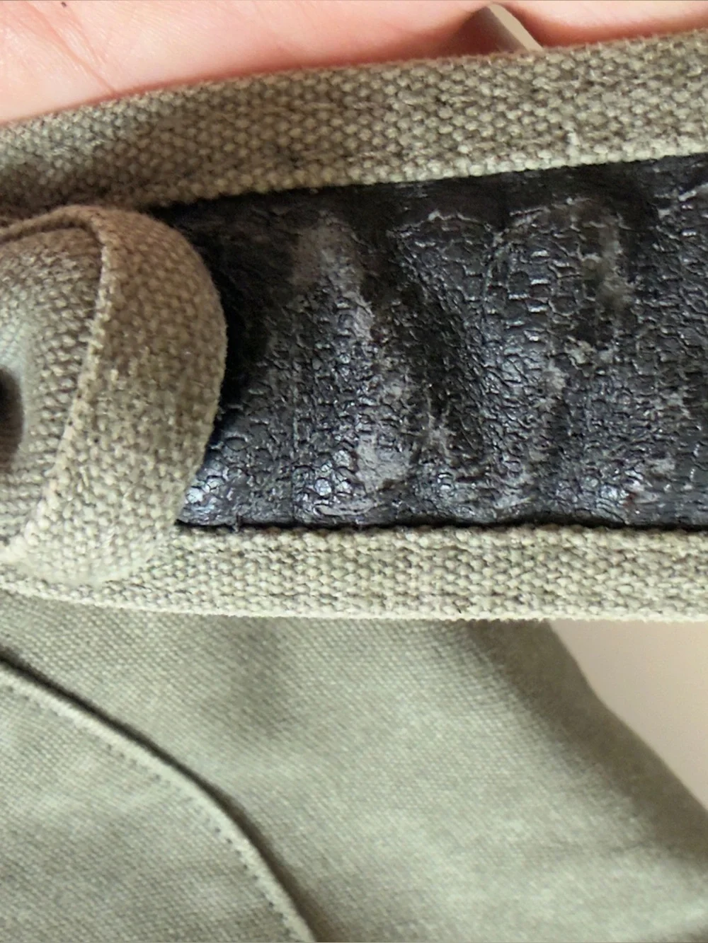 L.L. Bean adjustable loop